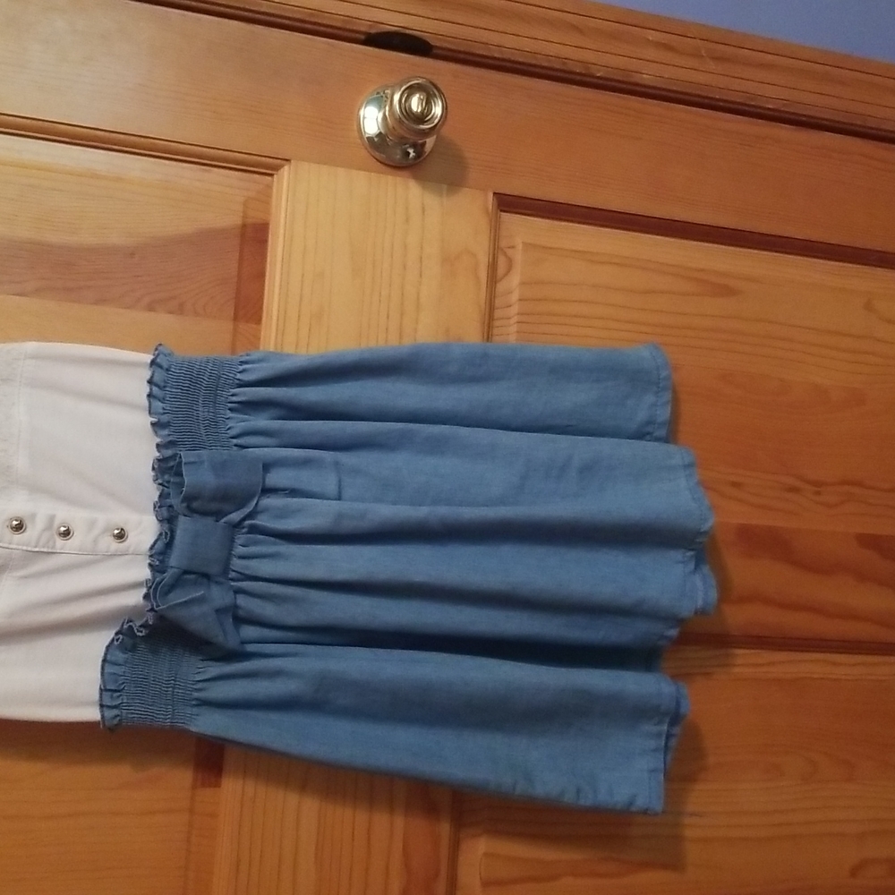 Dress - Picture 7 of 8